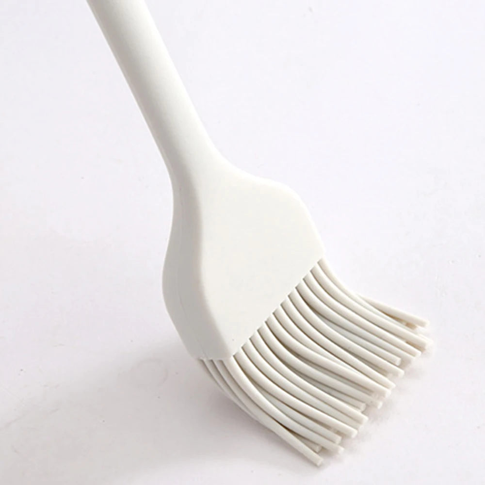 4Pcs Mini White Silicone Scraper Oil Brush Egg Whisk Spatula Silicone Cooking Utensil Multipurpose Kitchen Cake Tool Set