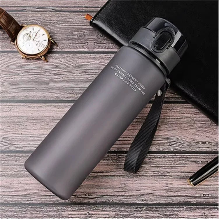 Leak Proof Sports Water Bottle High Quality Tour Hiking Portable My Favorite Drink Bottles 400ml/560ml